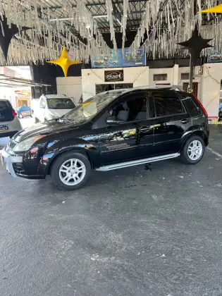 FORD FIESTA 1.0 MPI TRAIL HATCH 8V FLEX 4P MANUAL