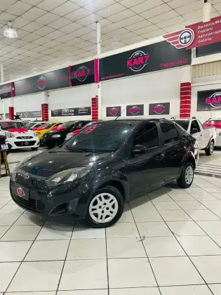 FORD FIESTA 1.0 ROCAM SEDAN 8V FLEX 4P MANUAL