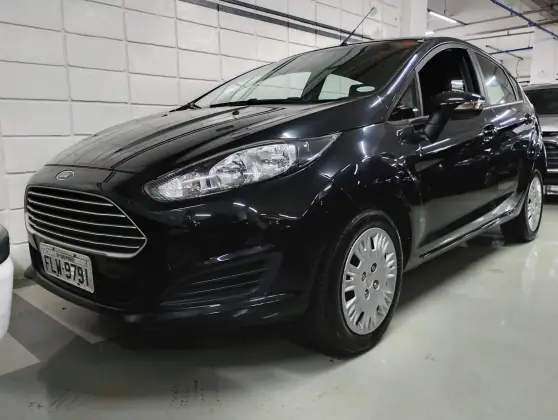 FORD FIESTA 1.6 SE PLUS HATCH 16V FLEX 4P POWERSHIFT