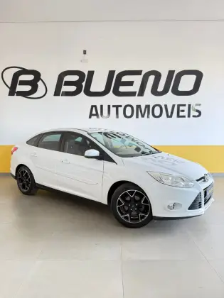 FORD FOCUS 2.0 TITANIUM SEDAN 16V FLEX 4P POWERSHIFT