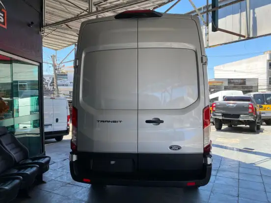 FORD-TRANSIT-2025
