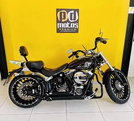 HARLEY-DAVIDSON SOFTAIL BREAKOUT 