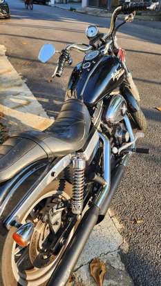 HARLEY-DAVIDSON-DYNA SUPER GLIDE-2009