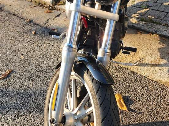 HARLEY-DAVIDSON-DYNA SUPER GLIDE HARLEY-DAVIDSON-DYNA SUPER GLIDE-2009
