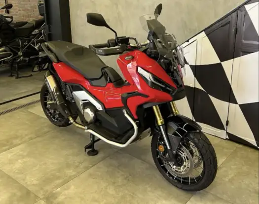 HONDA-X-ADV-2021