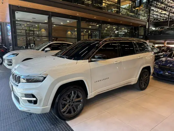 JEEP COMMANDER 2.0 HURRICANE 4 TURBO GASOLINA OVERLAND AT9