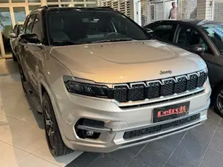 JEEP COMMANDER 2.0 TD380 TURBO DIESEL OVERLAND AT9
