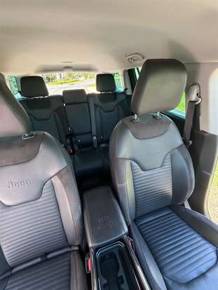 JEEP-COMMANDER-2022