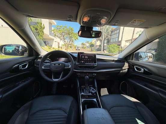 JEEP-COMMANDER-2022