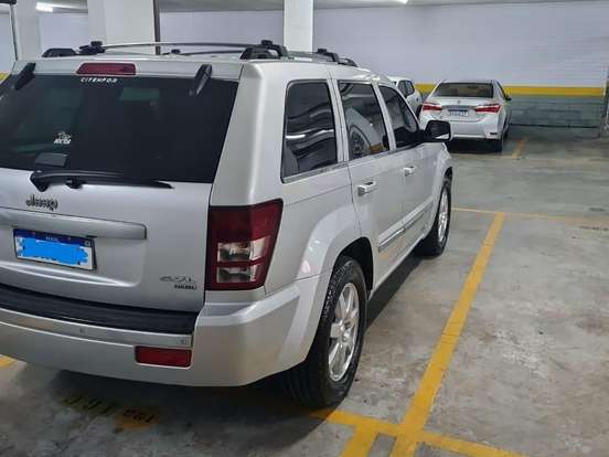 JEEP-GRAND CHEROKEE-5.7 OVERLAND HEMI 4X4 V8 16V GASOLINA 4P AUTOMÁTICO JEEP-GRAND CHEROKEE-2007
