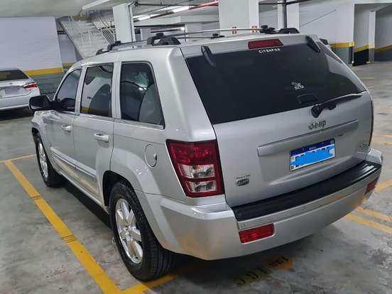 JEEP-GRAND CHEROKEE-5.7 OVERLAND HEMI 4X4 V8 16V GASOLINA 4P AUTOMÁTICO JEEP-GRAND CHEROKEE-2007
