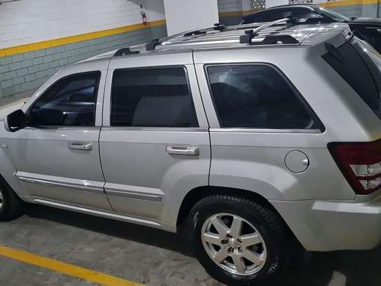 JEEP-GRAND CHEROKEE-5.7 OVERLAND HEMI 4X4 V8 16V GASOLINA 4P AUTOMÁTICO JEEP-GRAND CHEROKEE-2007