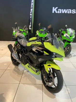 KAWASAKI NINJA 500 SE 