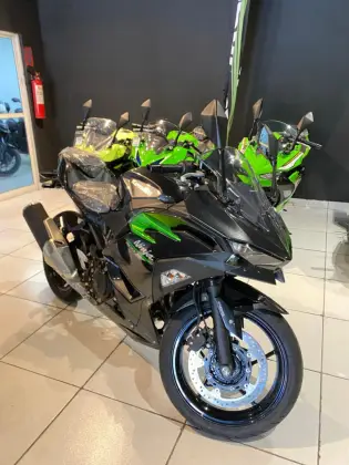 KAWASAKI NINJA 500 