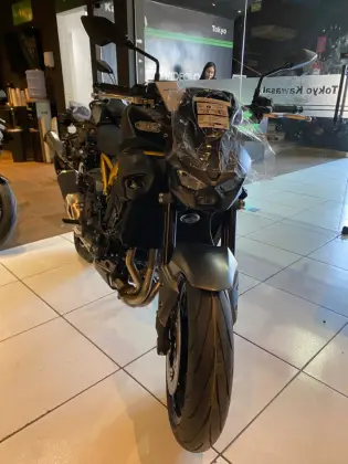 KAWASAKI Z900 