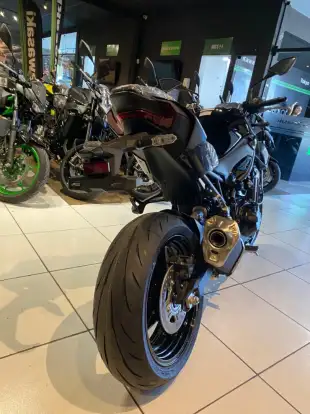 KAWASAKI-Z900 KAWASAKI-Z900-2026