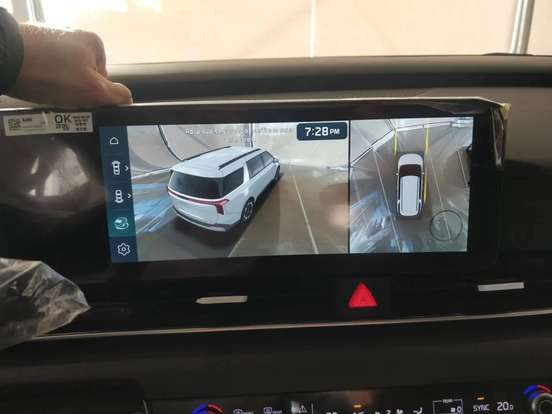 KIA-CARNIVAL-2024