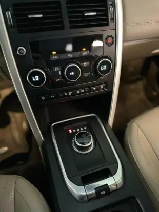 LAND ROVER-DISCOVERY SPORT-2018