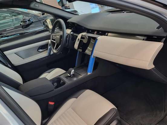 LAND ROVER-DISCOVERY SPORT-2025