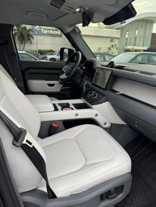 LAND ROVER-DEFENDER-2024