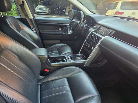 LAND ROVER-DISCOVERY SPORT-2016