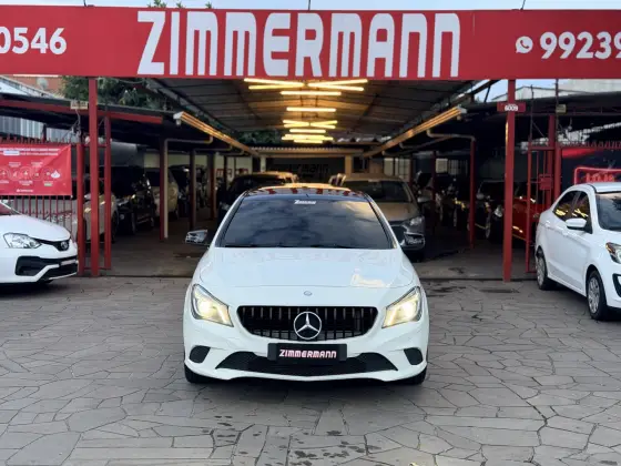 MERCEDES-BENZ CLA 200 1.6 VISION 16V FLEX 4P AUTOMÁTICO