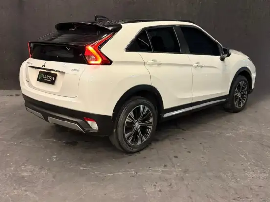 MITSUBISHI-ECLIPSE CROSS-1.5 MIVEC TURBO GASOLINA HPE-S CVT MITSUBISHI-ECLIPSE CROSS-2021