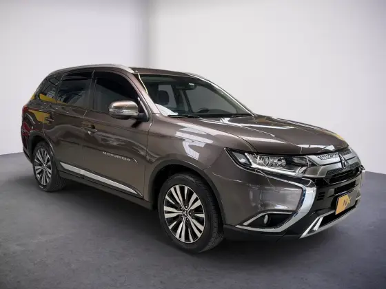 MITSUBISHI OUTLANDER 2.0 MIVEC GASOLINA GLS AUTOMÁTICO