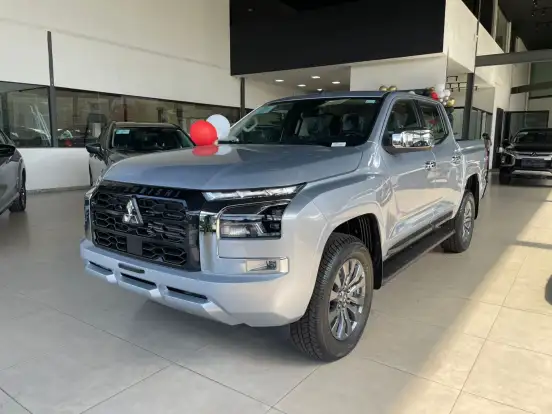 MITSUBISHI-TRITON-2.4 BITURBO DIESEL CD HPE 4X4 AUTOMÁTICO MITSUBISHI-TRITON-2025