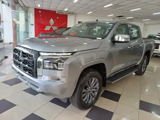 MITSUBISHI-TRITON-2.4 BITURBO DIESEL CD HPE-S 4X4 AUTOMÁTICO MITSUBISHI-TRITON-2025