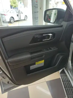 MITSUBISHI-TRITON-2025