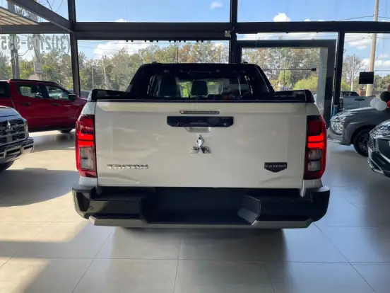 MITSUBISHI-TRITON-2.4 BITURBO DIESEL CD KATANA 4X4 AUTOMÁTICO MITSUBISHI-TRITON-2025