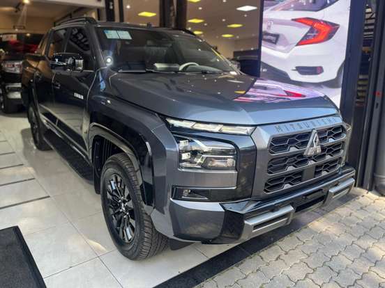 MITSUBISHI-TRITON-2.4 BITURBO DIESEL CD KATANA 4X4 AUTOMÁTICO MITSUBISHI-TRITON-2025