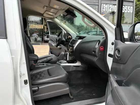 NISSAN-FRONTIER-2023