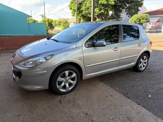 PEUGEOT 307 2.0 FELINE 16V FLEX 4P AUTOMÁTICO