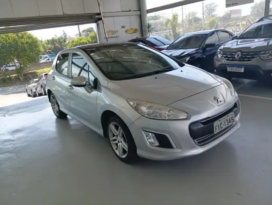 PEUGEOT 308 2.0 ALLURE 16V FLEX 4P AUTOMÁTICO