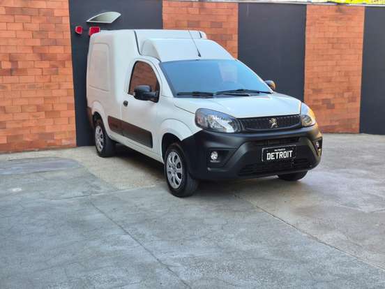PEUGEOT-PARTNER RAPID-1.3 FIREFLY FLEX BUSINESS PACK MANUAL PEUGEOT-PARTNER RAPID-2025