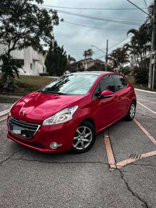 PEUGEOT-208-2015