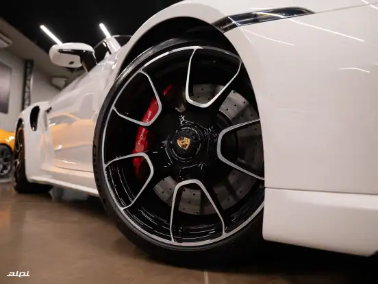 PORSCHE-911-2023