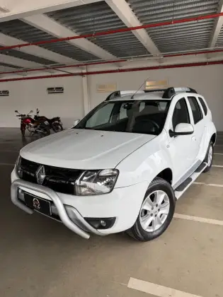 RENAULT DUSTER 2.0 DYNAMIQUE 4X2 16V FLEX 4P AUTOMÁTICO