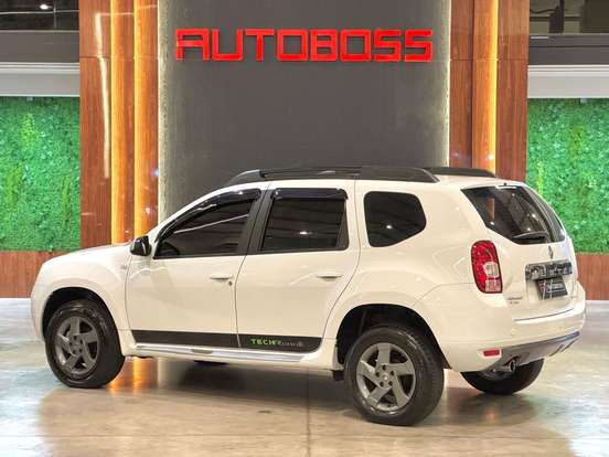 RENAULT-DUSTER-2015