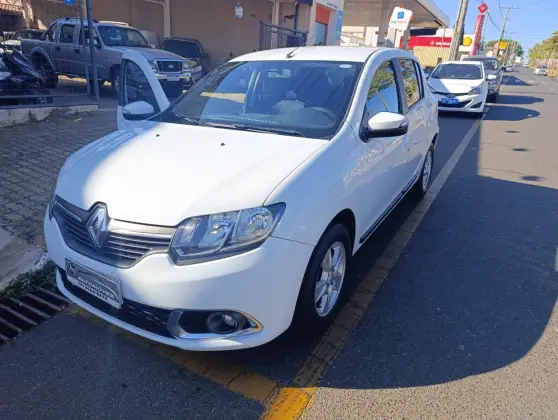 RENAULT SANDERO 1.6 EXPRESSION 8V FLEX 4P MANUAL