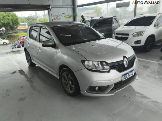 RENAULT SANDERO 1.6 GT LINE LIMITED FLEX 4P MANUAL