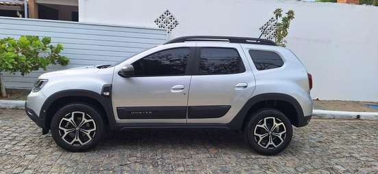RENAULT-DUSTER-2022