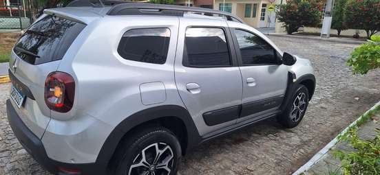 RENAULT-DUSTER-2022