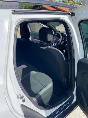 RENAULT-DUSTER-2021