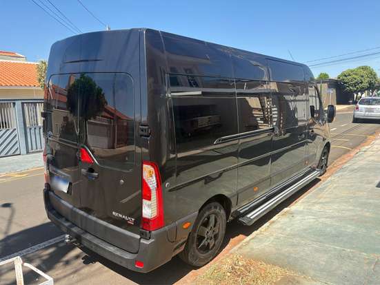 RENAULT-MASTER-2014