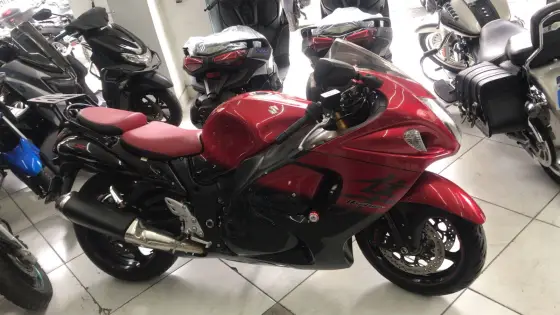 SUZUKI GSX 1300RAZ HAYABUSA 