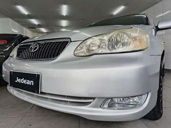 TOYOTA-COROLLA-2004
