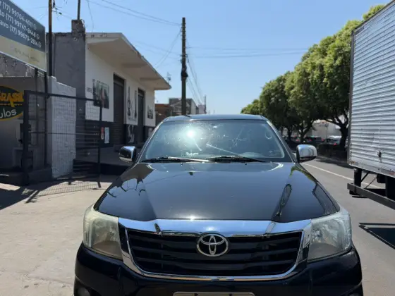 TOYOTA HILUX 2.7 SR 4X2 CD 16V FLEX 4P AUTOMÁTICO